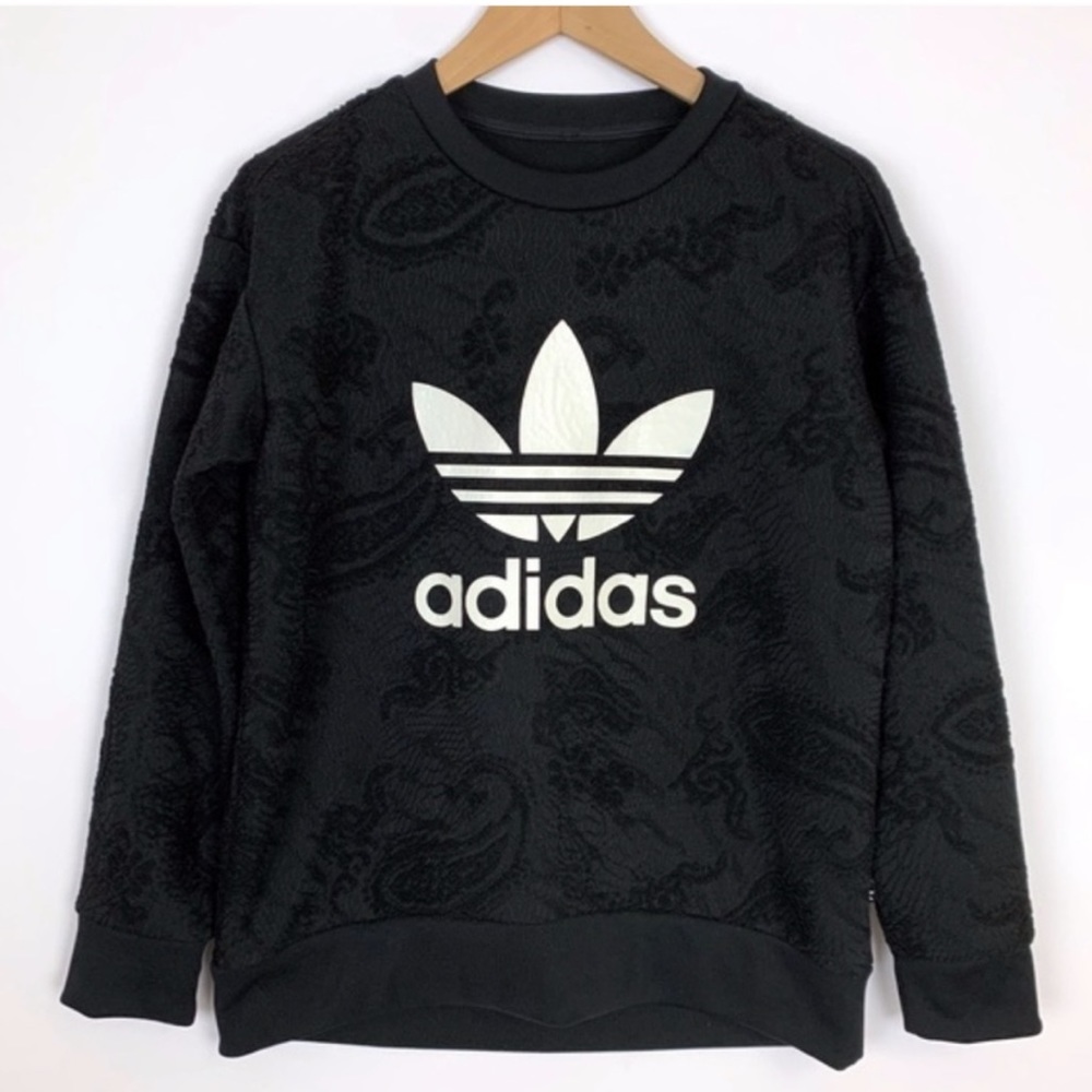 Adidas Crewneck sweater